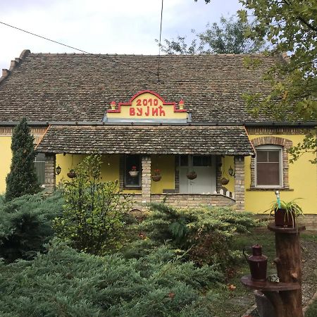 Salas Vujic Becej Exterior photo